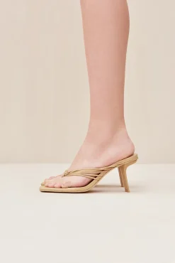Sandals|Shoes><noscript><img width=