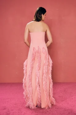 Gowns><noscript><img width=