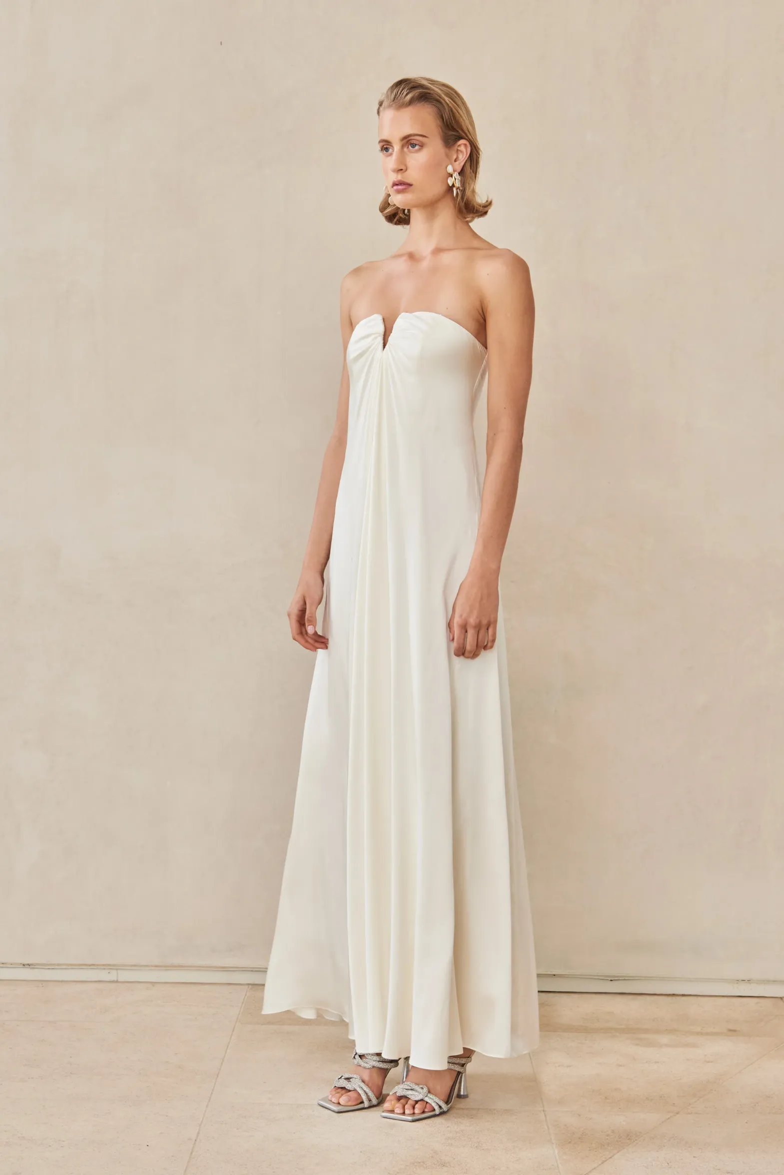 Gowns>Cult Gaia JANELLE GOWN - Off White