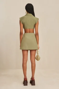 Tops><noscript><img width=