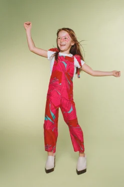 Kids><noscript><img width=